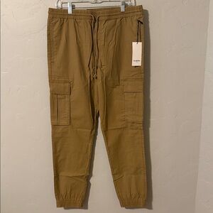 Goodfellow & Co Men’s Tan Cargo Joggers size Medium Long